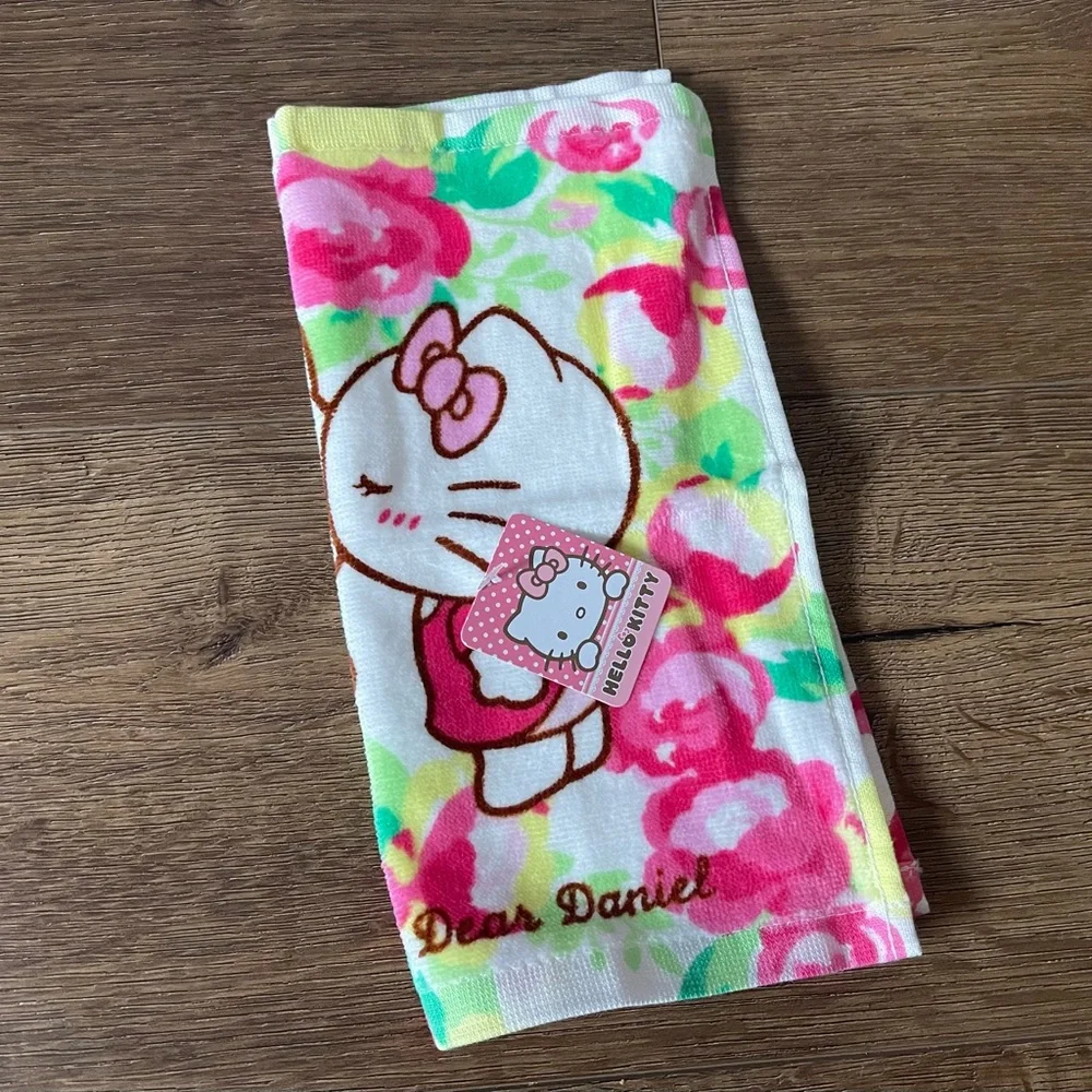 HELLO KITTY & DEAR DANIEL-NWT Wash Clothe